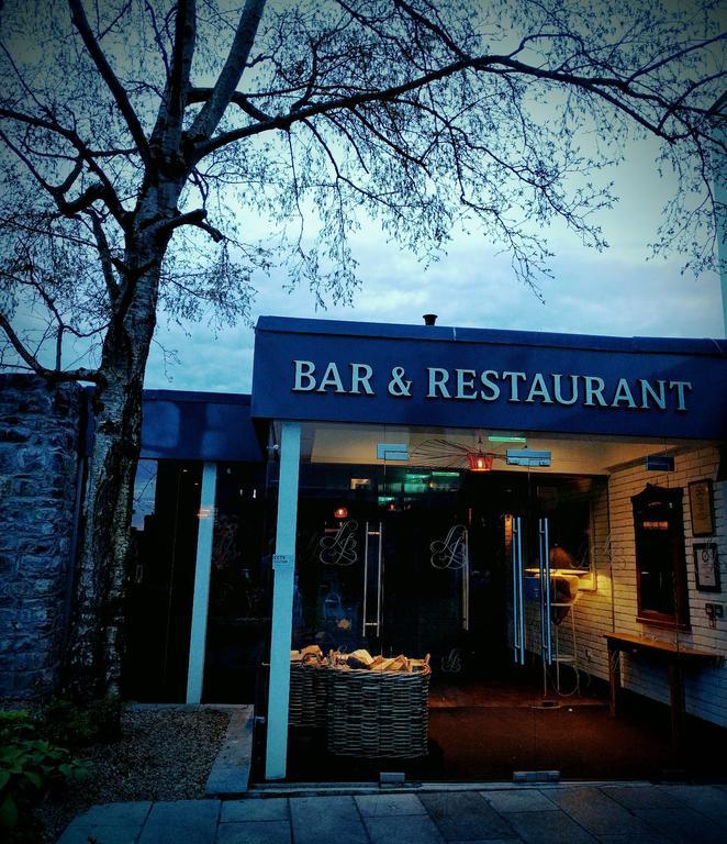 Lord Bagenal Inn Leighlinbridge Exterior photo